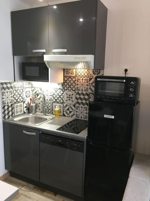 2 Pieces 25m2 1er G Apartment *